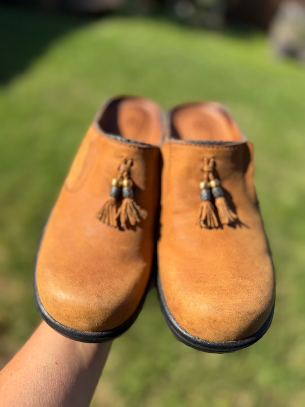 Ariat Mendocino Tan Leather Tassel Slip-On Clogs Sz- 7.5B. Y - Picture 11 of 12